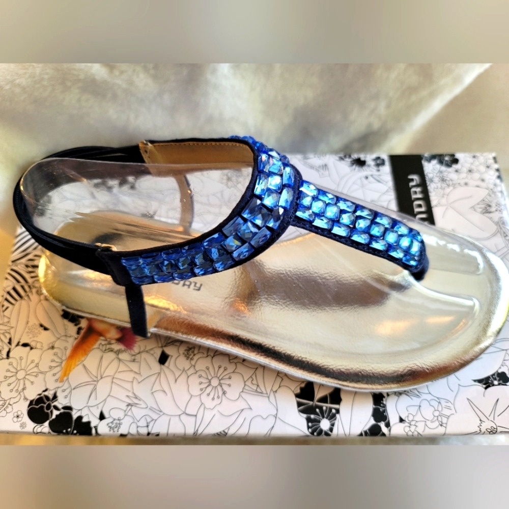 Cute Women Sandals with Rhinestones - NEW